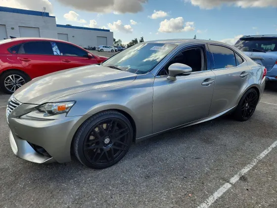 2016 Lexus IS 200t IS