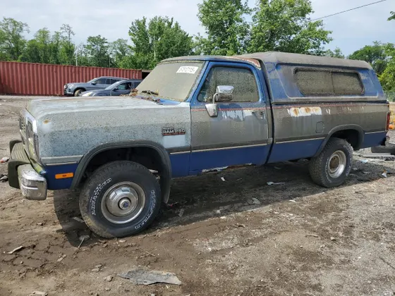 1991 Dodge D250 & W250 W200