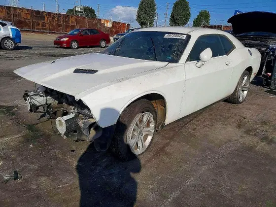 2017 Dodge Challenger SXT Plus