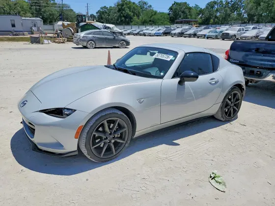 2017 Mazda MX-5 Miata RF Club