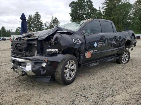 2023 Nissan Titan XD SV