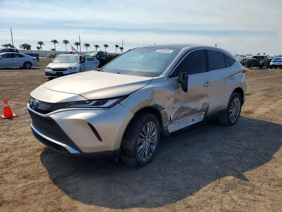 2021 Toyota Venza XLE