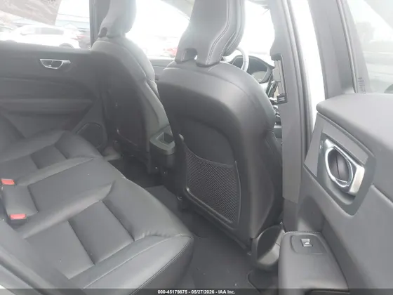 2025 Volvo XC60 Plus
