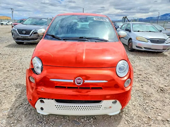 2015 FIAT 500e 500