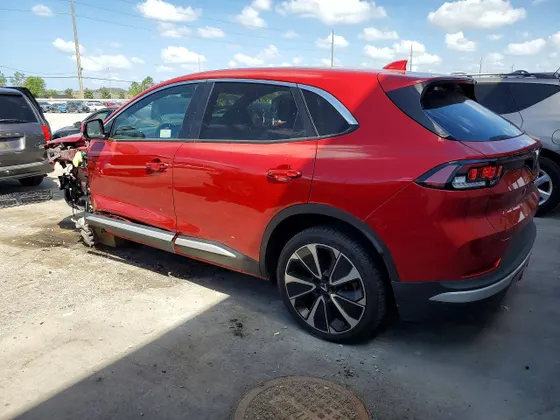 2024 VinFast VF 8 Plus
