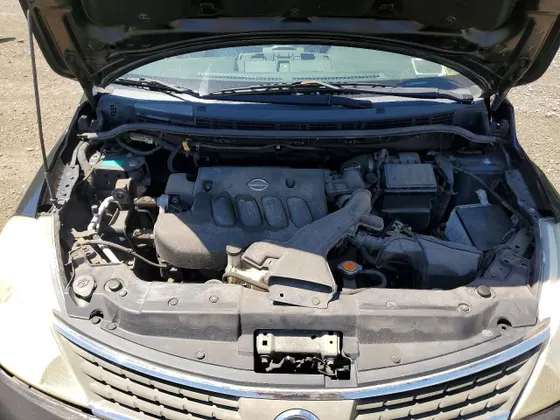 2008 Nissan Versa 1.8 SL