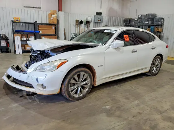 2012 INFINITI M35h Hybrid