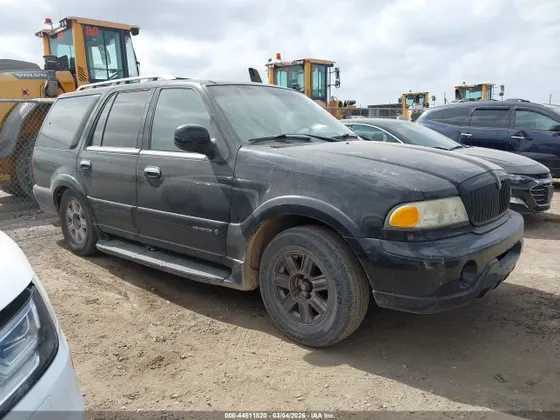 2002 Lincoln Navigator