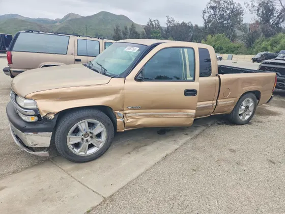 2001 Chevrolet Silverado 1500 LS