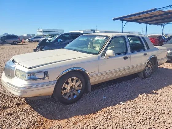 1995 Lincoln Town Car Cartier