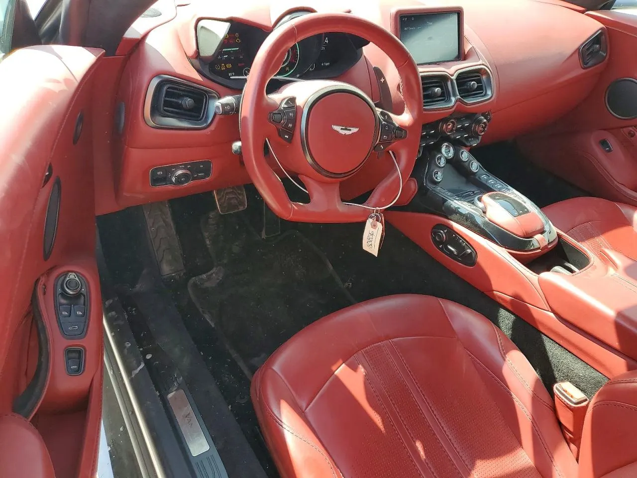 2022 Aston Martin Vantage