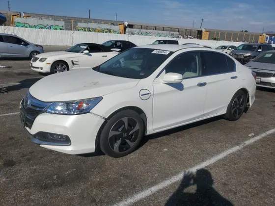 2014 Honda Accord Plug-in Hybrid PLUG-IN HYBRID