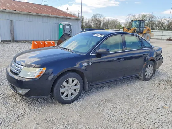 2009 Ford Taurus SE