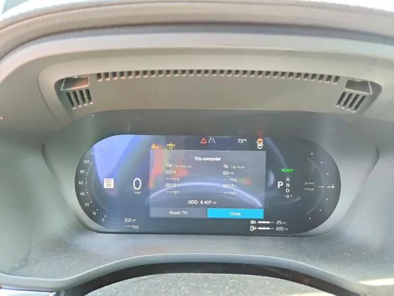 2025 Volvo XC60 Plug-In Hybrid Ultra