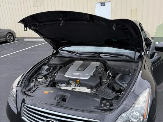 2014 INFINITI Q60 Convertible