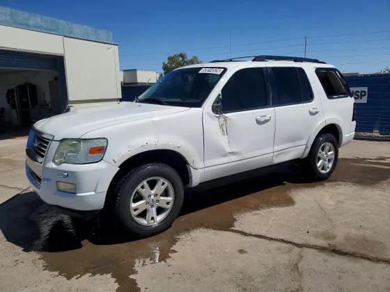 2010 Ford Explorer XLT