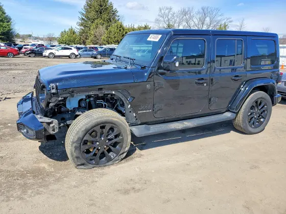 2023 Jeep Wrangler Sahara Altitude