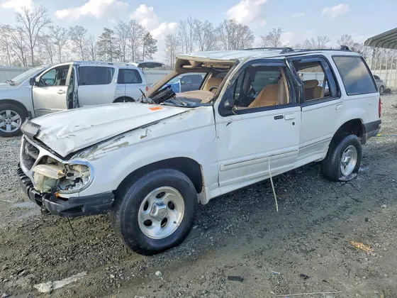 2001 Ford Explorer XLT