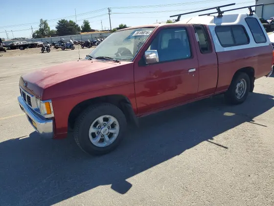 1996 Nissan Trucks 2WD XE