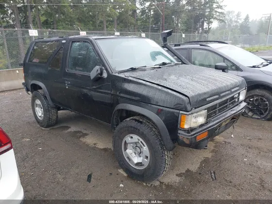 1987 Nissan Pathfinder