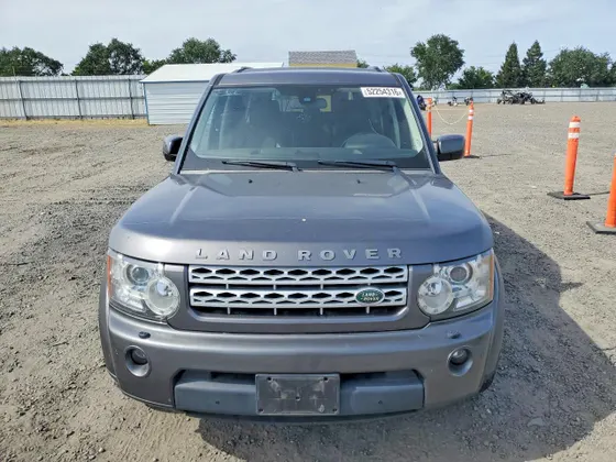2013 Land Rover LR4 LUX