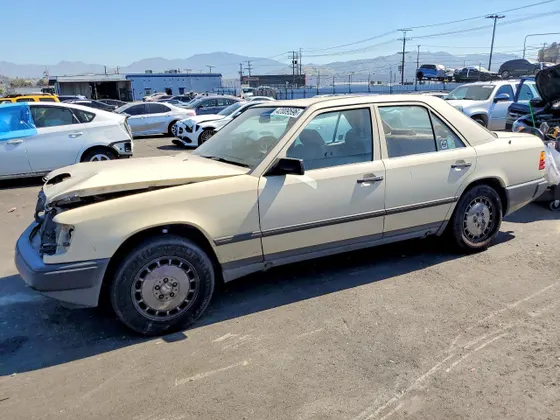 1988 Mercedes-Benz 300 Series 300E