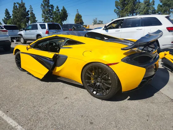2016 McLaren 570S