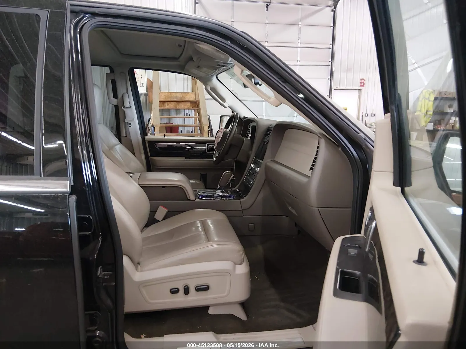 2016 Lincoln Navigator L Select