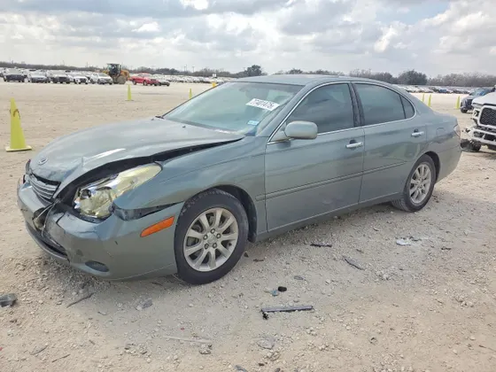 2004 Lexus ES 330 ES
