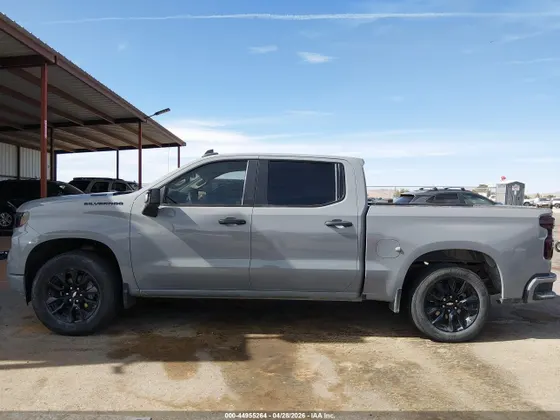 2024 Chevrolet Silverado 1500 Custom