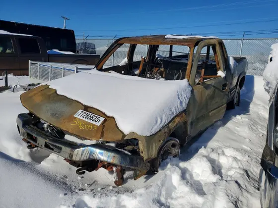 2004 GMC Sierra 2500HD SLT