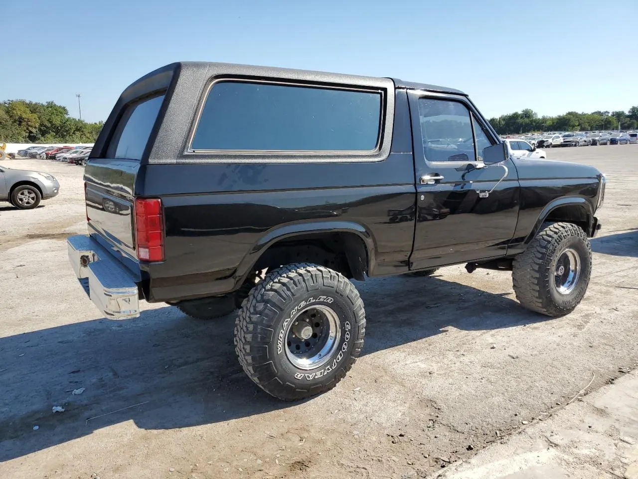 1986 Ford Bronco 4WD Custom