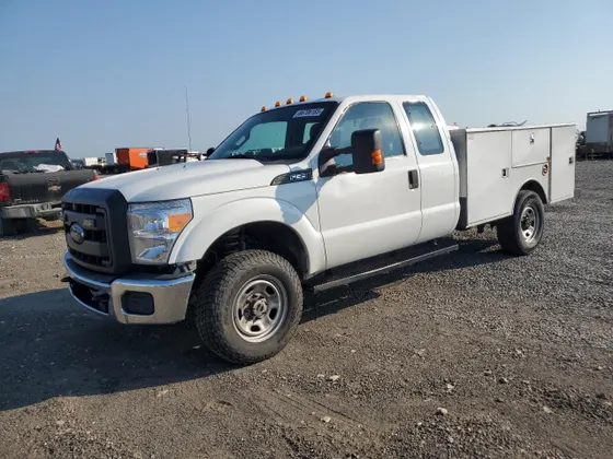2015 Ford F-350 SUPER DUTY