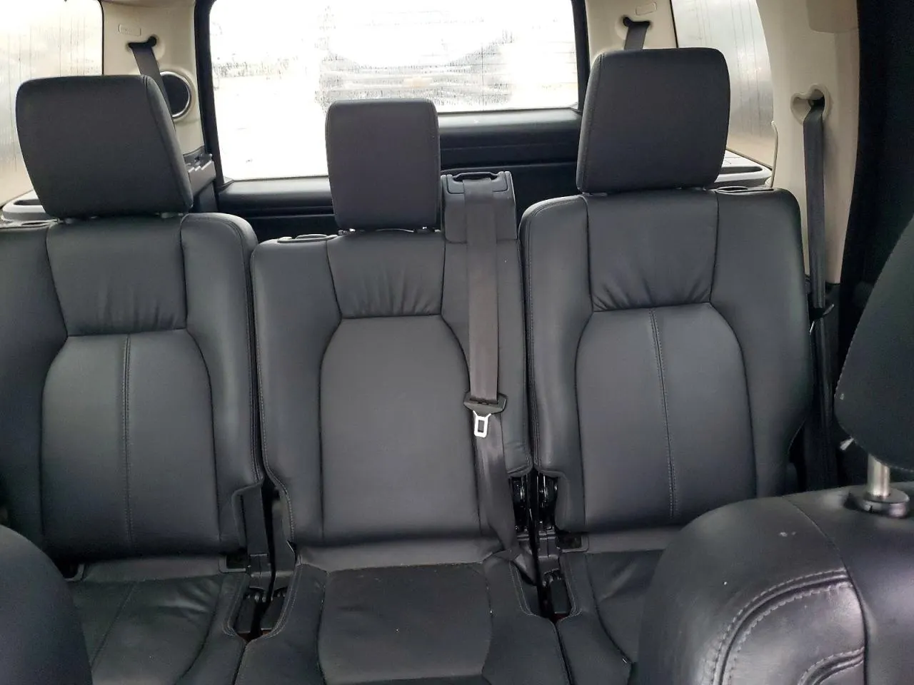 2015 Land Rover LR4 LUX