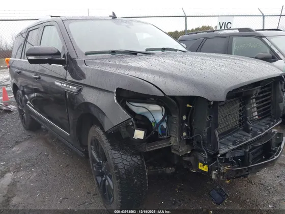 2023 Lincoln Navigator Reserve