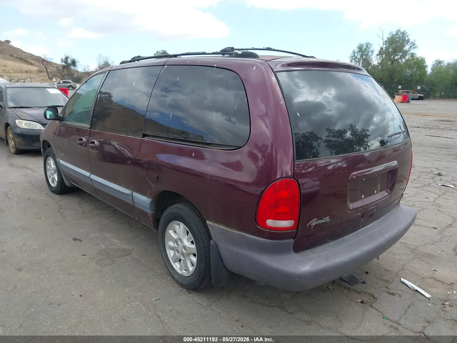 1999 Plymouth GRAND VOYAGER SE