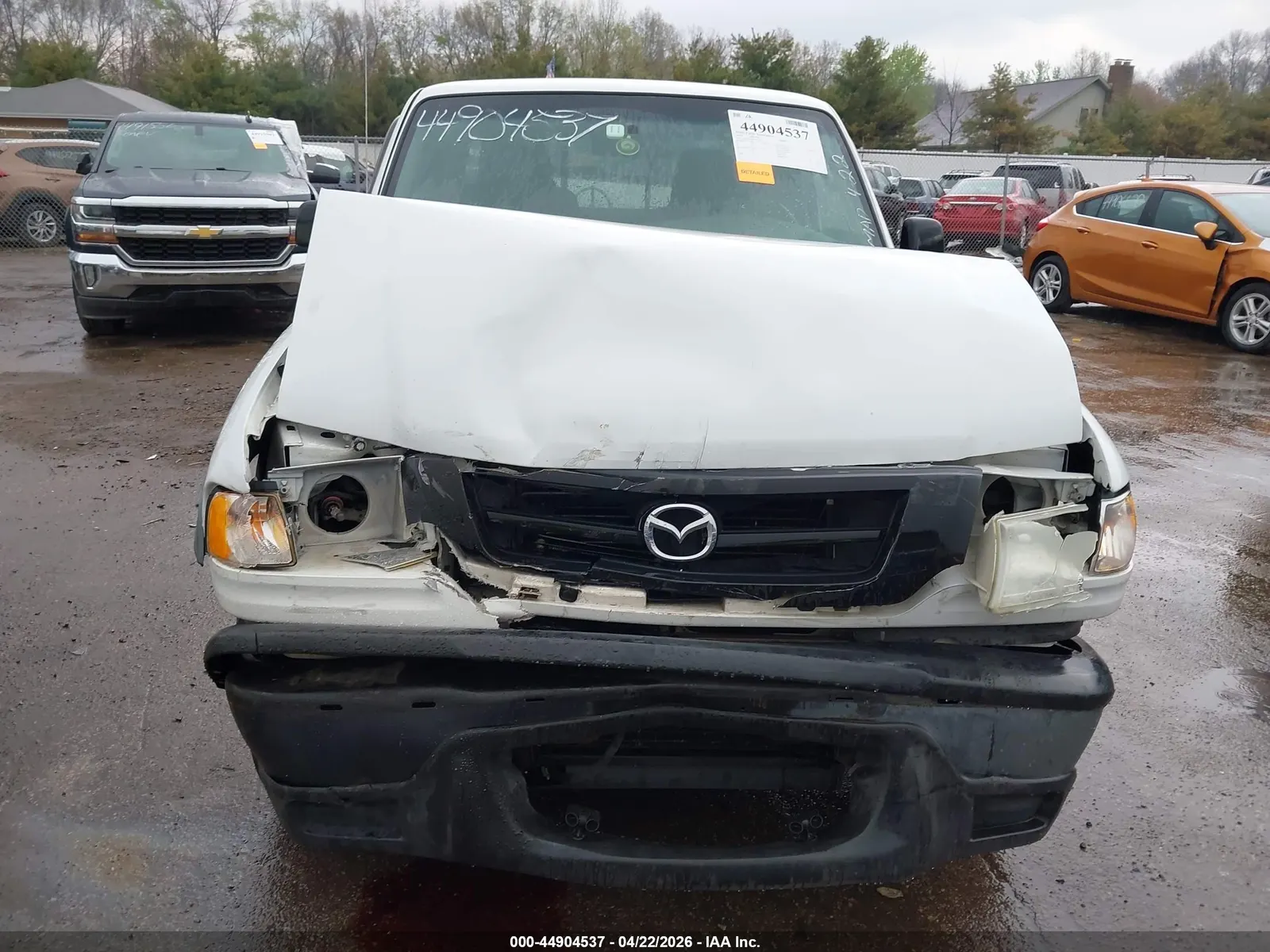 2004 Mazda B-Series 4WD Truck SE