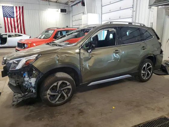 2023 Subaru Forester Touring