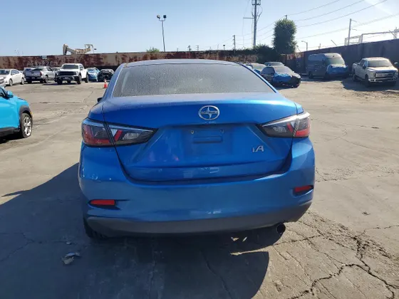 2016 Scion iA SCION IA