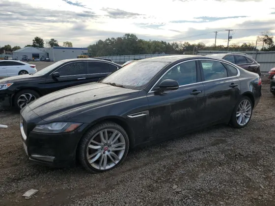 2016 Jaguar XF 35t Prestige