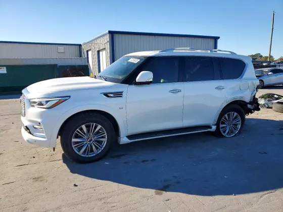 2020 INFINITI QX80 LUXE