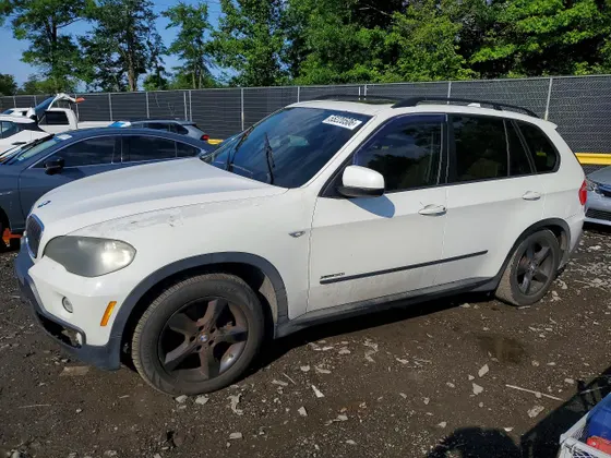 2010 BMW X5 30i