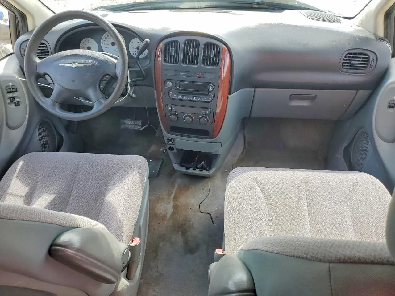 2006 Chrysler Town & Country SWB TOWN & COUNTRY