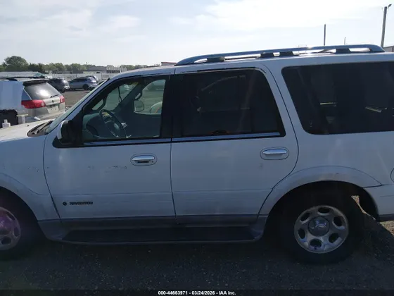 2002 Lincoln Navigator