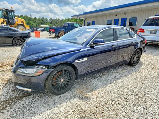 2016 Jaguar XF 35t Prestige