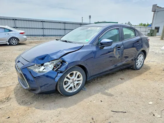 2017 Toyota Yaris iA