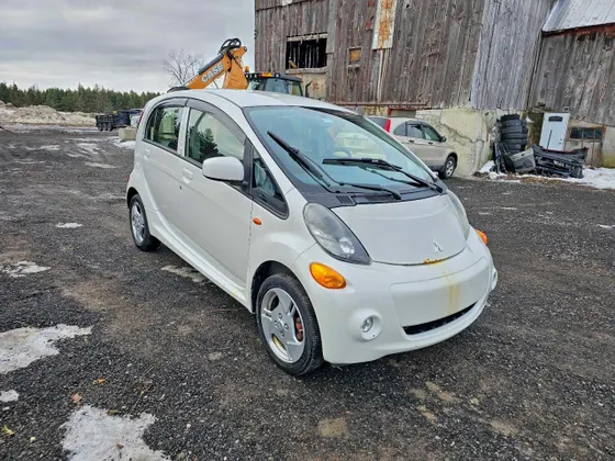 2017 Mitsubishi i-MiEV ES