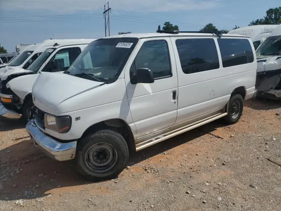 1998 Ford Club Wagon XL