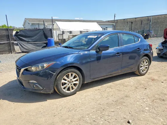 2015 Mazda Mazda3 i Touring