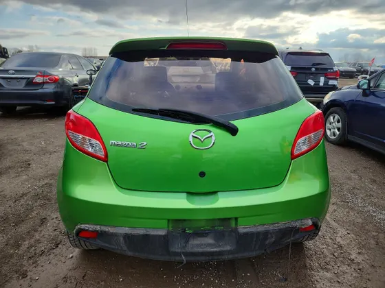 2011 Mazda Mazda2 Touring